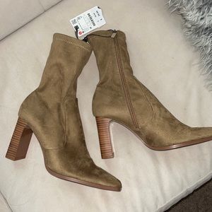 Zara brown suede booties
